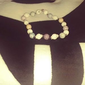 Beautiful Colorful Necklace (Comes with Free Throw Blanket Gift)